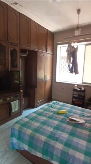 Bedroom in 3 BHK Apartment at Churchgate – for Sale