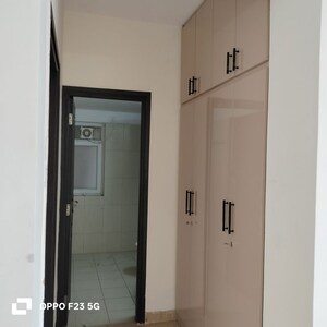 Room in 3.5 BHK Apartment at 3C Orris Greenopolis, Sector 89 – for Rent