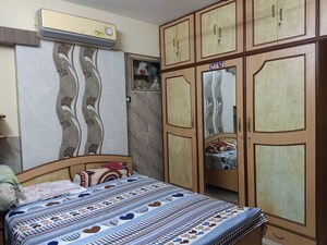 Bedroom in 2 BHK Apartment at Hari Kripa CHS, Chembur – for Rent