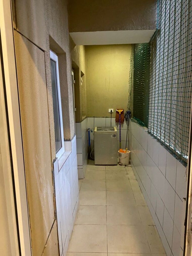 Kitchen, bhartiya-nikoo-homes 3.5 Bedroom 1917 Sq.Ft. Apartment In Thanisandra Main Road Bangalore 10570226