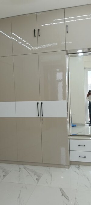 Bathroom in 2.5 BHK Builder Floor at Smart World Gems, Sector 89 – for Rent