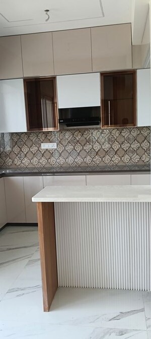 Bedroom in 2.5 BHK Builder Floor at Smart World Gems, Sector 89 – for Rent