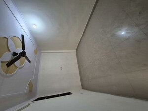 Building Lobby in 2.5 BHK Builder Floor at Mayur Vihar – for Rent