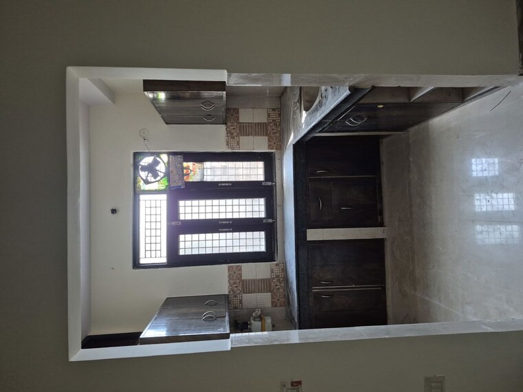 Kitchen/pantry, mayur vihar 2.5 Bedroom 800 Sq.Ft. Builder Floor In Mayur Vihar Delhi 10570240