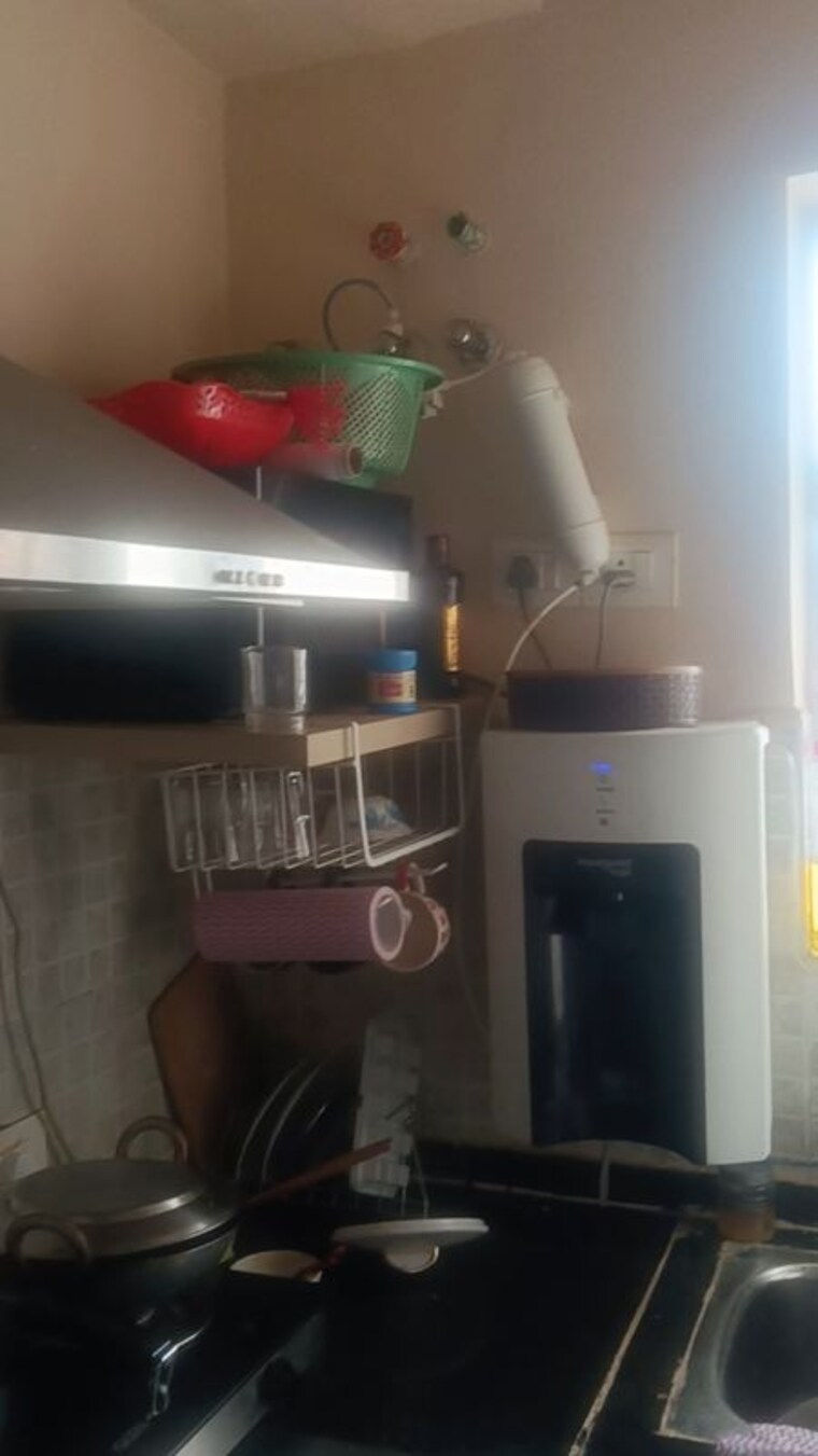Kitchen, paras-tierea 1 Bedroom 495 Sq.Ft. Apartment In Sector 137 Noida 10549373