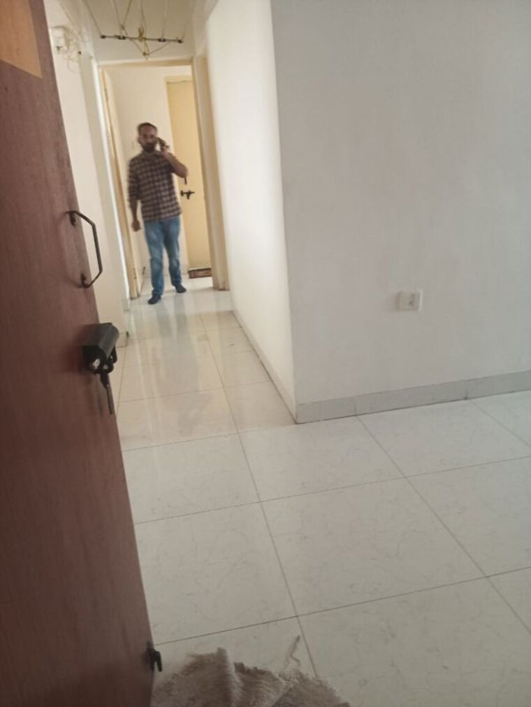 Bathroom, wadgaon sheri 2 Bedroom 1000 Sq.Ft. Apartment In Wadgaon Sheri Pune 10570245
