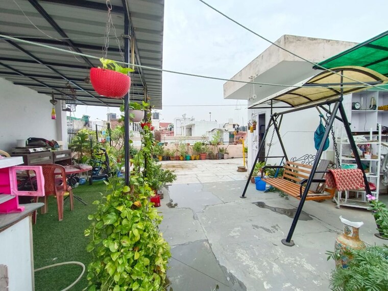 Exterior View, east of kailash 3 Bedroom 1800 Sq.Ft. Builder Floor In East Of Kailash Delhi 10570186