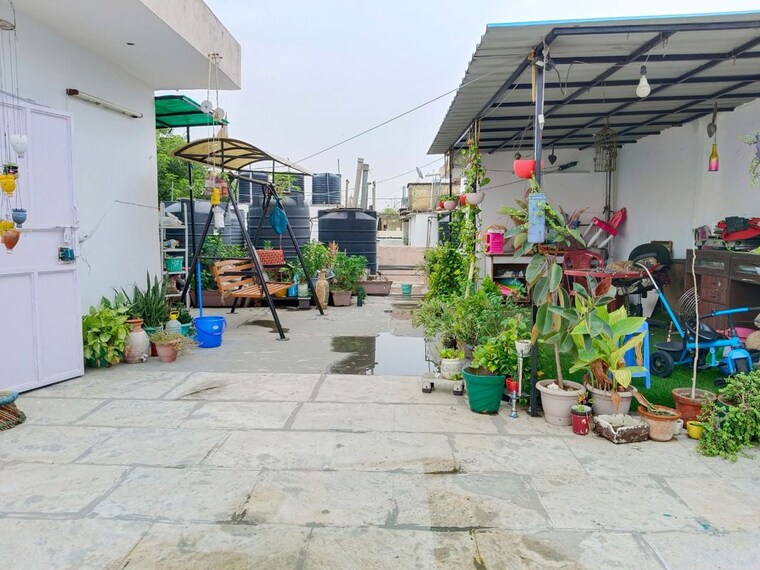 Exterior View, east of kailash 3 Bedroom 1800 Sq.Ft. Builder Floor In East Of Kailash Delhi 10570186