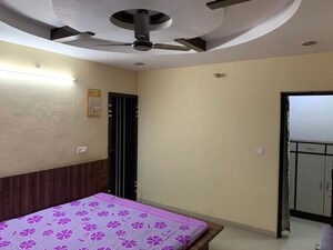 Bedroom in 3 BHK Apartment at Saraswati Apartments, Gomti Nagar – for Rent