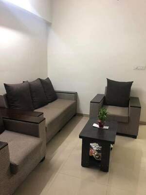 2 BHK Apartment For Rent in Magarpatta Sylvania, Hadapsar