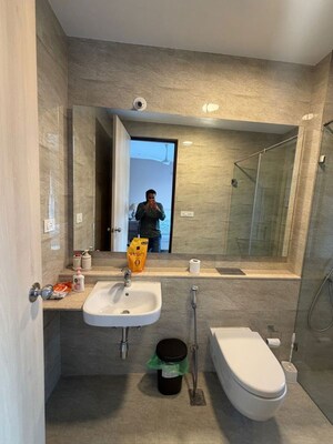 Bathroom in 4 BHK Apartment at Piramal Mahalaxmi, Mahalaxmi – for Rent