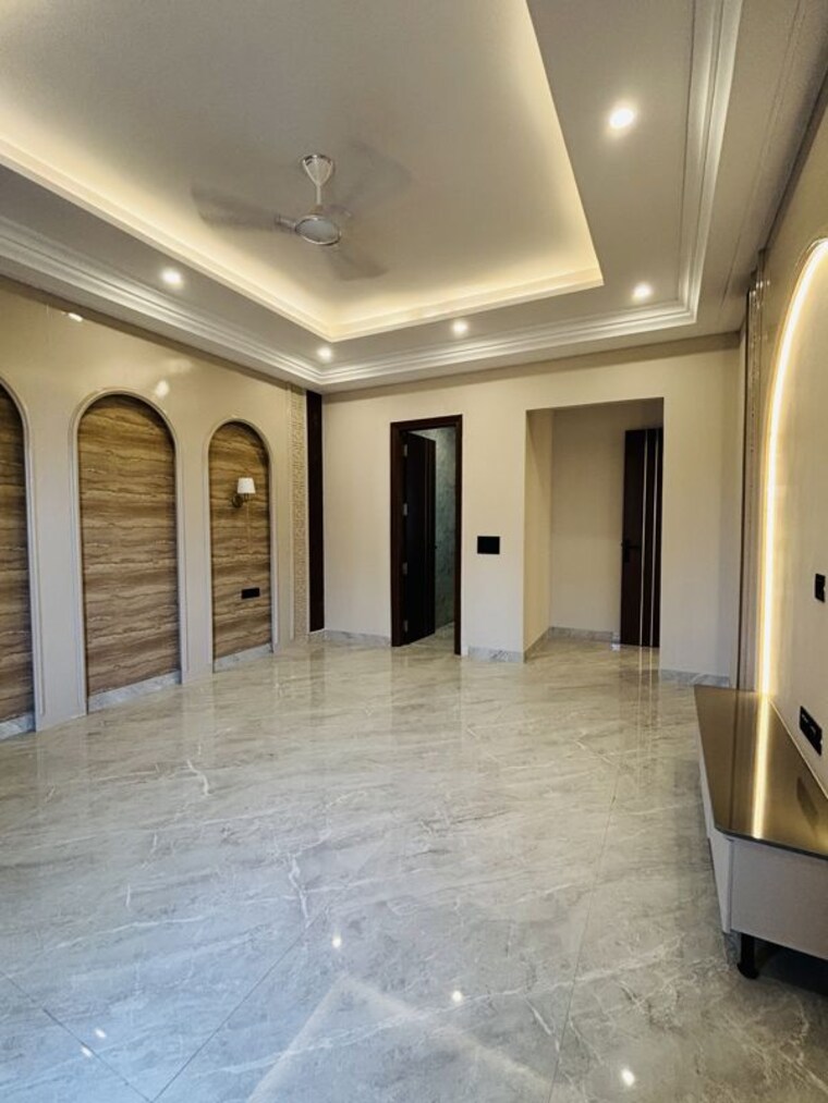 Room, sector 67a 4 Bedroom 270 Sq.Yd. Builder Floor In Sector 67a Gurgaon 10570323