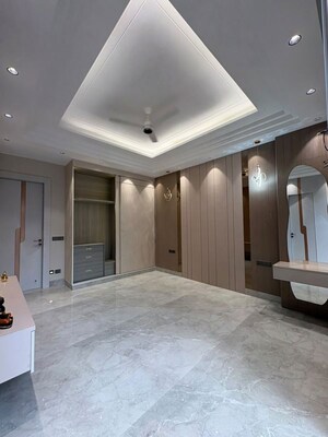Building Lobby in 4 BHK Builder Floor at Uppal Southend, Sector 49 – for Sale