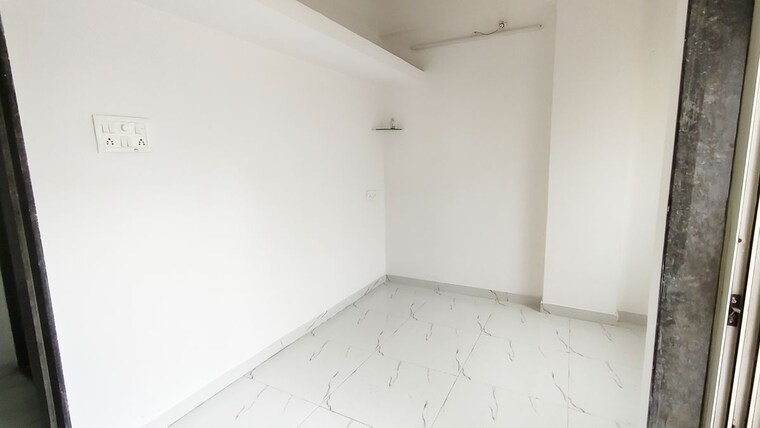 Room, anand-park 2.5 Bedroom 980 Sq.Ft. Apartment In Wadgaon Sheri Pune 10570315