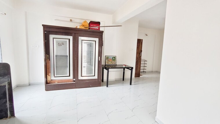 Room, anand-park 2.5 Bedroom 980 Sq.Ft. Apartment In Wadgaon Sheri Pune 10570315