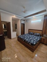 1 Rk  250 Sq.Ft. Builder Floor in DLF City Phase 3