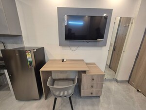 1 RK Builder Floor For Rent in Dlf City Phase 3