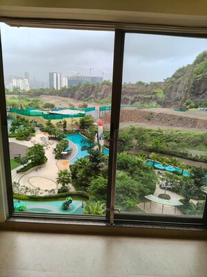 Bedroom in 1 BHK Apartment at Kanakia Silicon Valley, Powai – for Rent