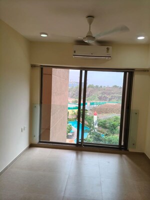 Room in 1 BHK Apartment at Kanakia Silicon Valley, Powai – for Rent