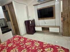 1 Rk+Builder Floor For Rent in DLF City Phase 3