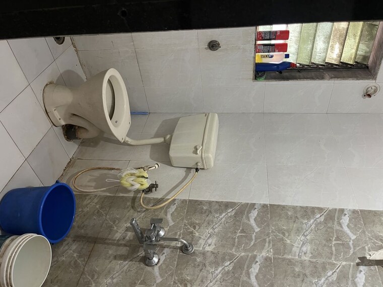 Bathroom, laxmi-aangan 2 Bedroom 930 Sq.Ft. Apartment In Kharghar Navi Mumbai 10570032
