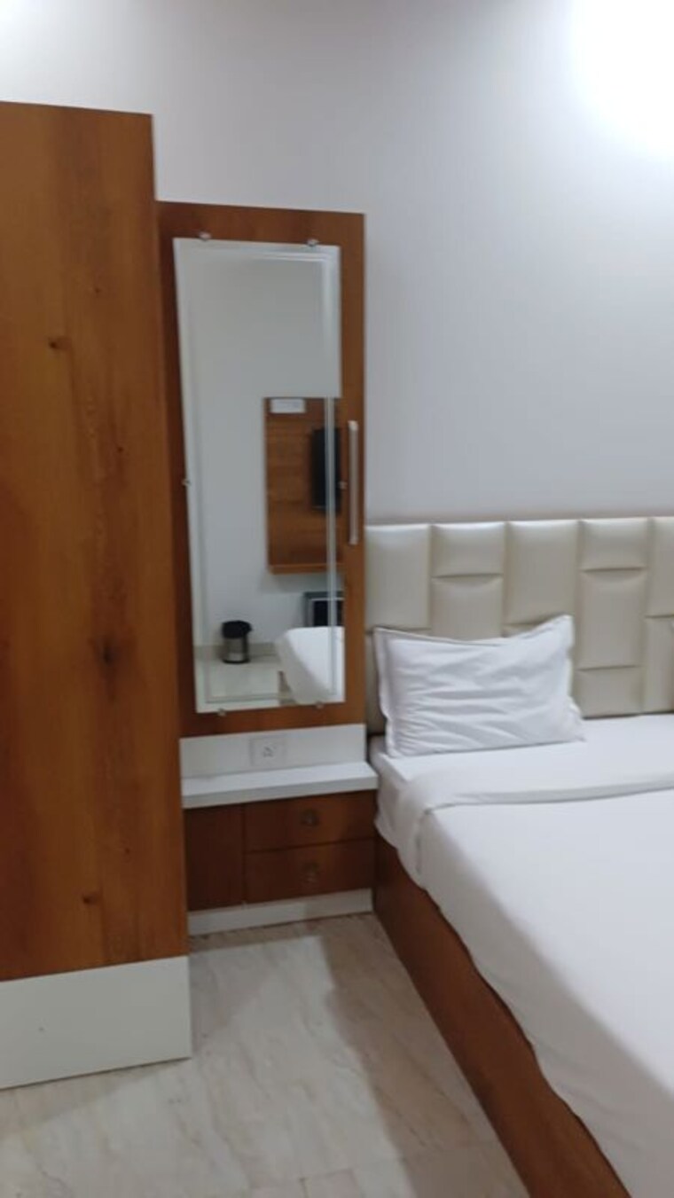 Bathroom, ahmamau Studio 290 Sq.Ft. Apartment In Ahmamau Lucknow 10570349