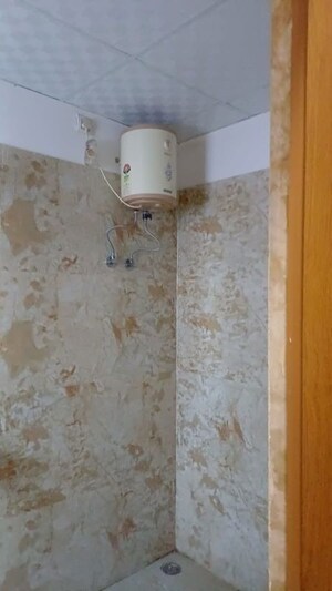 Bathroom in Studio Apartment at Ahmamau – for Rent