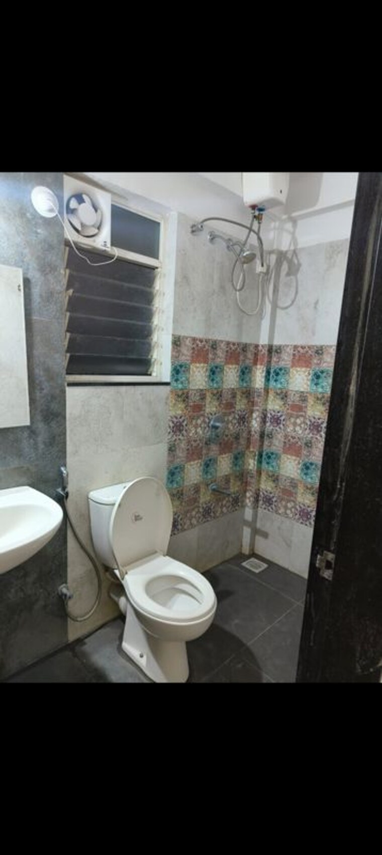 Bathroom, kishor-platinum-towers 2 Bedroom 1050 Sq.Ft. Apartment In Wakad Pune 10570362