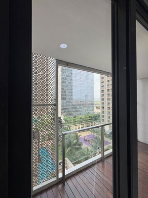 Room in 1 BHK Apartment at Lodha Enchante, Wadala – for Rent