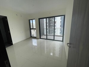 Room in 4 BHK Apartment at Paranjape Broadway, Wakad – for Rent