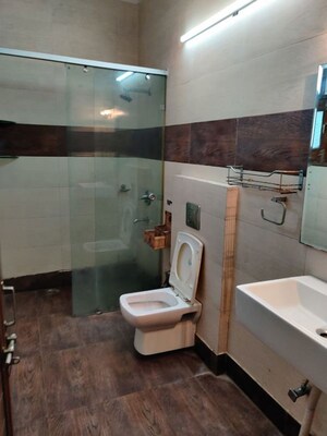 Washroom in 3 BHK Builder Floor at Naraina – for Rent