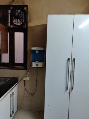 Furnished Amenities in 3 BHK Builder Floor at Naraina – for Rent