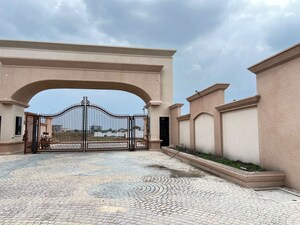  Plot – Exterior View View at Sky Diamond City, Bada Bangarda - for Sale