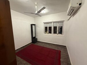 Bedroom in 1 BHK Apartment at Bandra West – for Rent