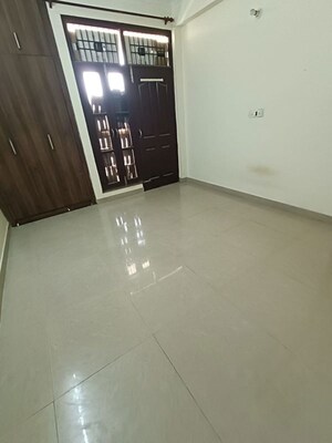 Room in 3 BHK Apartment at Sector 125 – for Rent