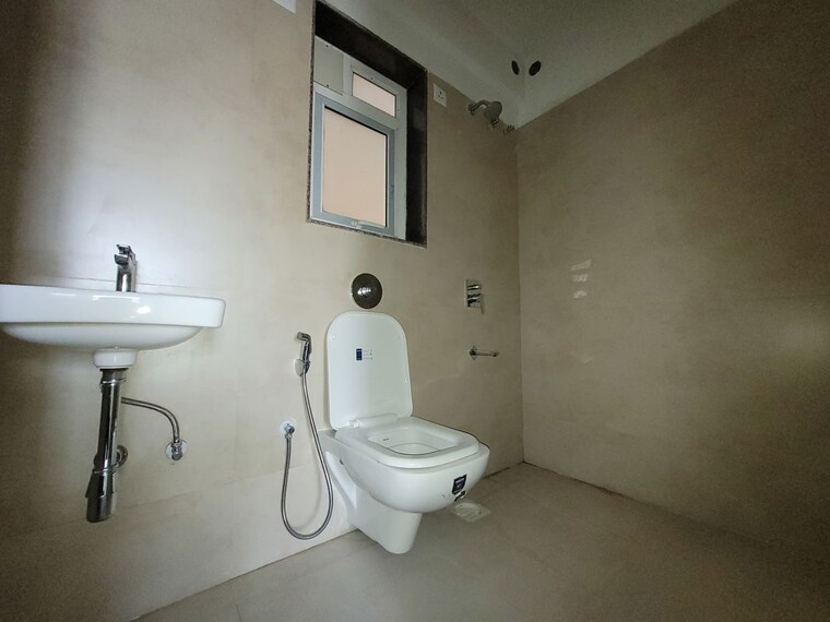 Bathroom, puranik-city-reserva 2 Bedroom 750 Sq.Ft. Apartment In Ghodbunder Road Thane 10570443