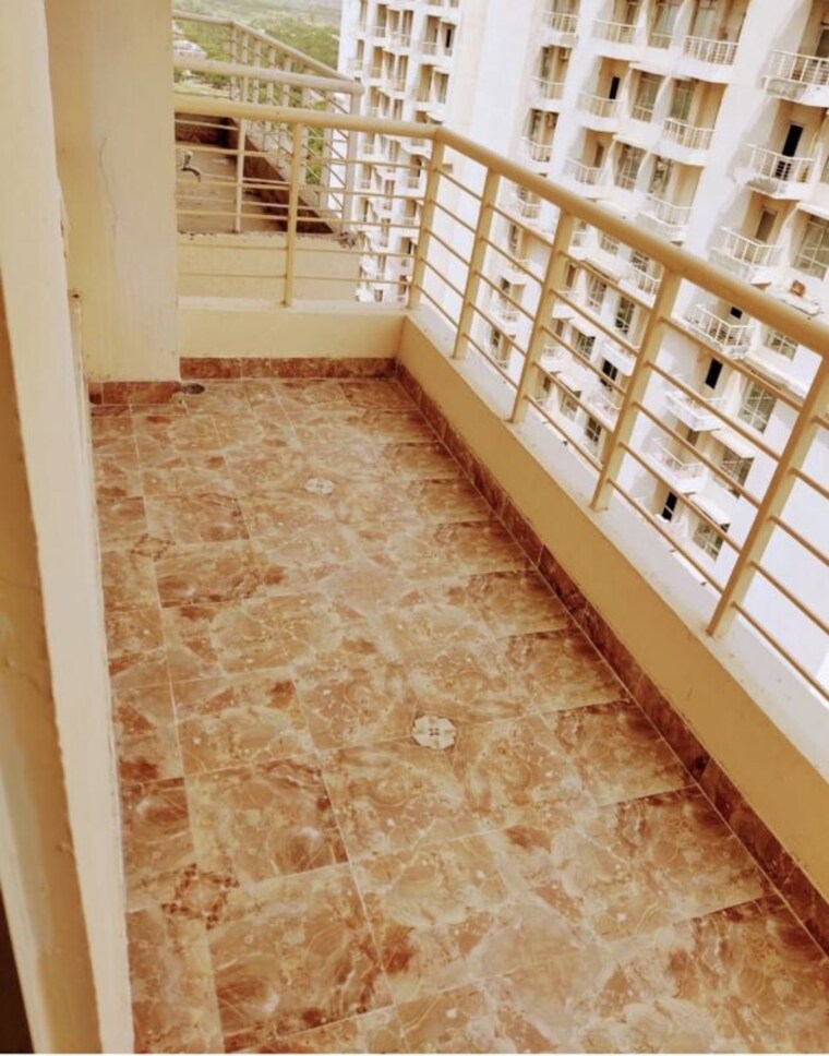 Balcony, supertech-czar-suites 1 RK 477 Sq.Ft. Apartment In Omicron I Greater Noida Greater Noida 10570459