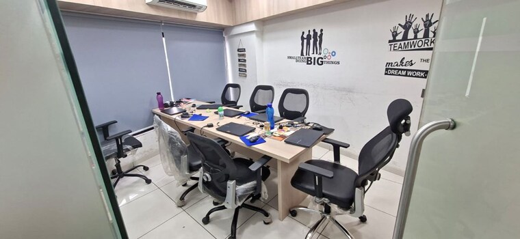 Team Area, navrangpura Commercial Office Space 1525 Sq.Ft. In Navrangpura Ahmedabad 10570464