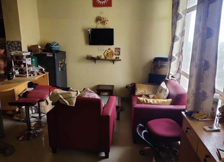 Living Room, supertech-czar-suites 1 Bedroom 477 Sq.Ft. Apartment In Omicron I Greater Noida Greater Noida 10570469