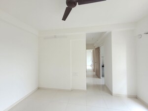 1.5 BHK Apartment For Rent in Godrej Emerald, Ghodbunder Road