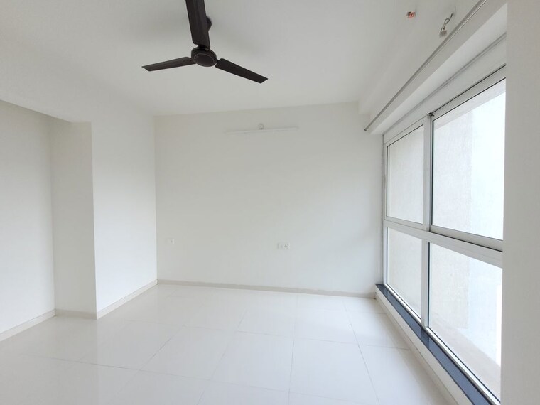 Room, godrej-emerald 1.5 Bedroom 515 Sq.Ft. Apartment In Ghodbunder Road Thane 10570471