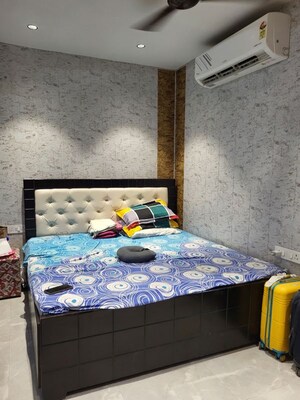 Studio Builder Floor For Rent in Sector 43