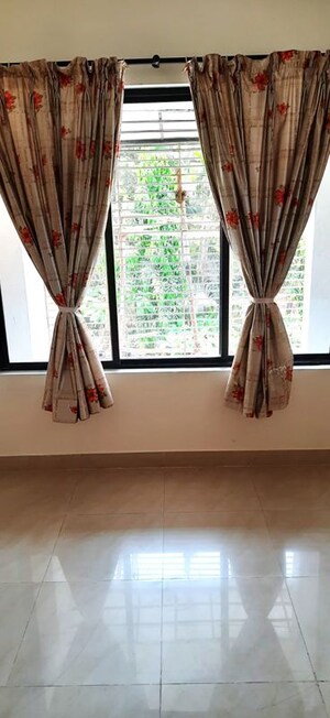 Furnished Amenities in 1 RK Apartment at Dattani Park 7A, Kandivali East – for Sale