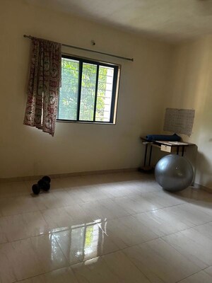 Room in 2 BHK Apartment at Salunkhe Natasha Apartment, Aundh – for Rent