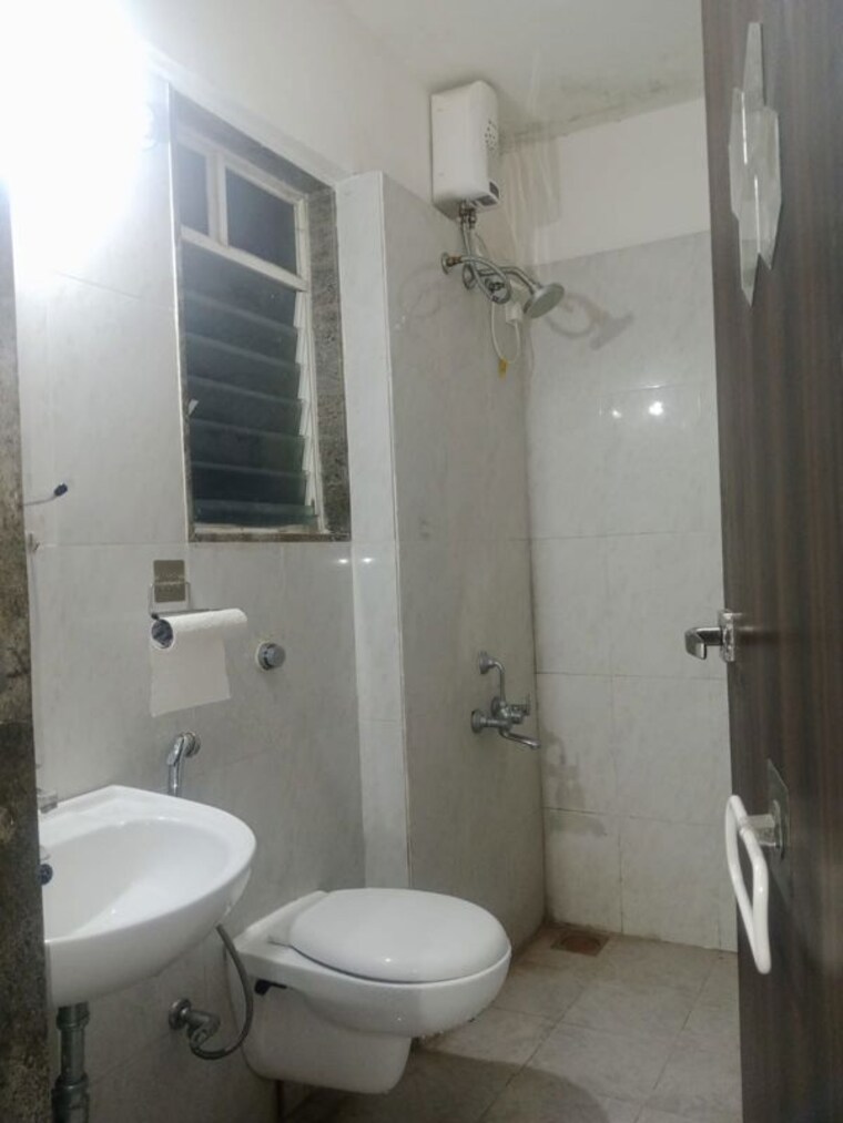 Bathroom, salunkhe-natasha-apartment 2 Bedroom 900 Sq.Ft. Apartment In Aundh Pune 10570528