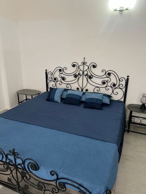 Bedroom in 4 BHK Builder Floor at Dlf Phase I – for Rent