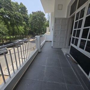 Balcony in 4 BHK Builder Floor at Dlf Phase I – for Rent