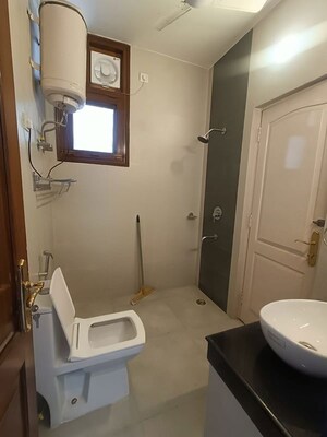 Bathroom in 4 BHK Builder Floor at Dlf Phase I – for Rent