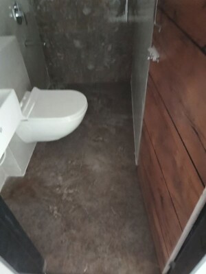 Bathroom in 1.5 BHK Apartment at Adarsh Apartment, Worli – for Rent