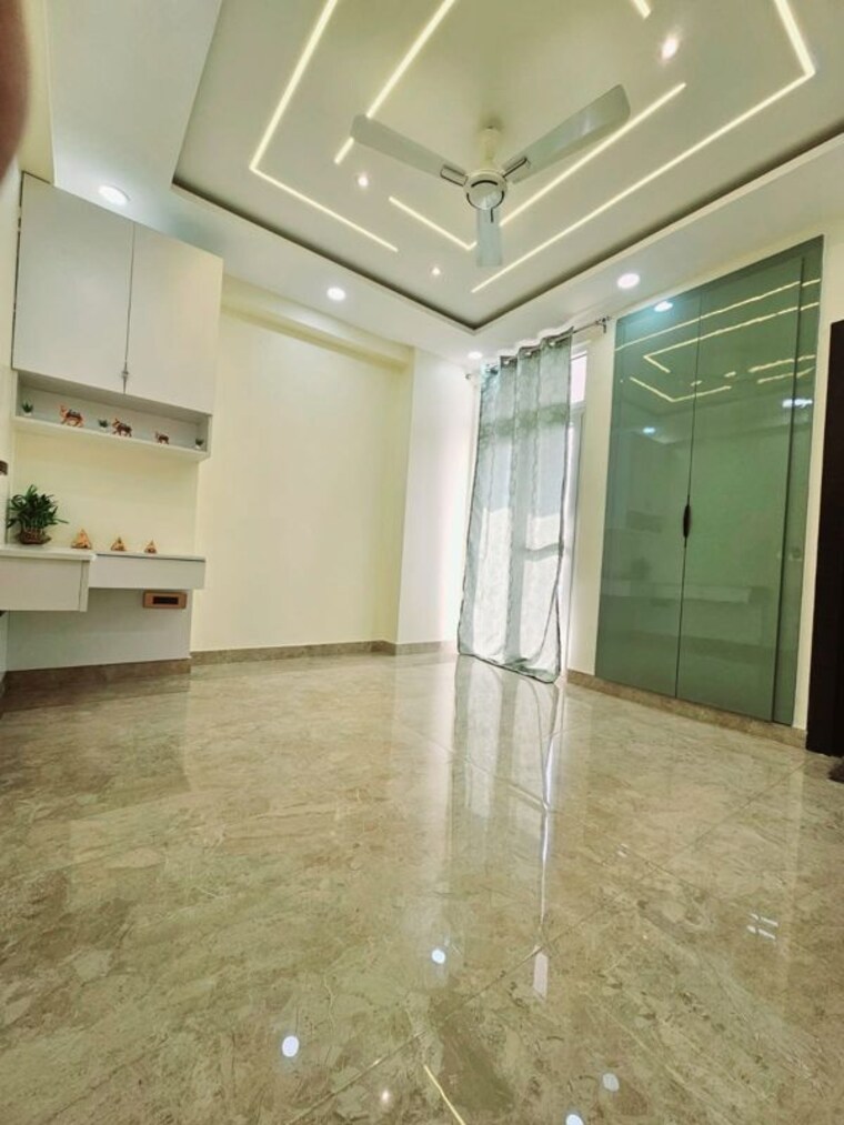 Room, vasundhara-pride 4 Bedroom 2200 Sq.Ft. Builder Floor In Vasundhara Sector 16 Ghaziabad 10565785